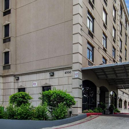 Surestay Plus Hotel By Best Western Houston Medical Center Exterior foto